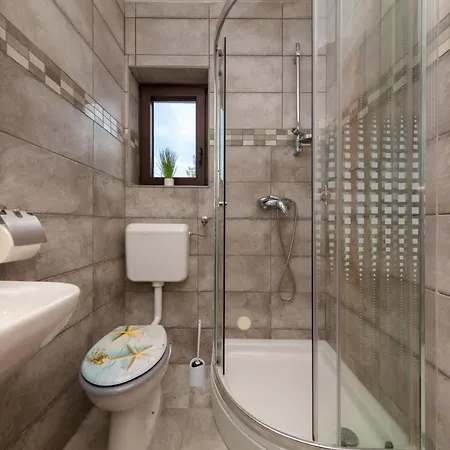 House Fontanele Semesterbostad *