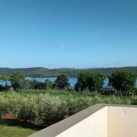 House Fontanele Сasa de vacaciones *