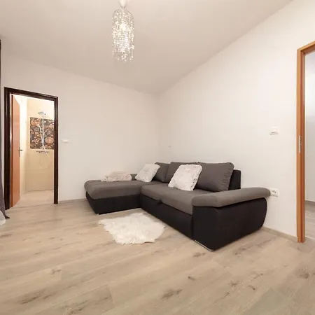 Nyaraló House Fontanele