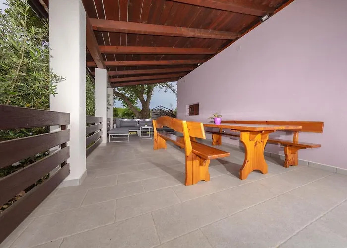 別荘 House Fontanele *