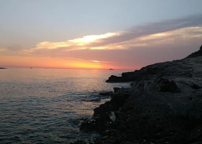 別荘 House Fontanele プーラ